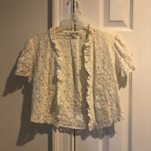 Cream floral lace shrug/cropped cardigan